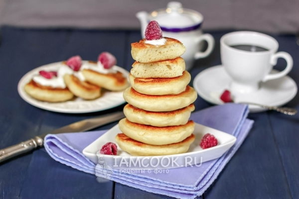 Рецепт вкусных пышных оладий на кефире
