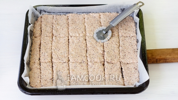 Порезать тесто на прямоугольники