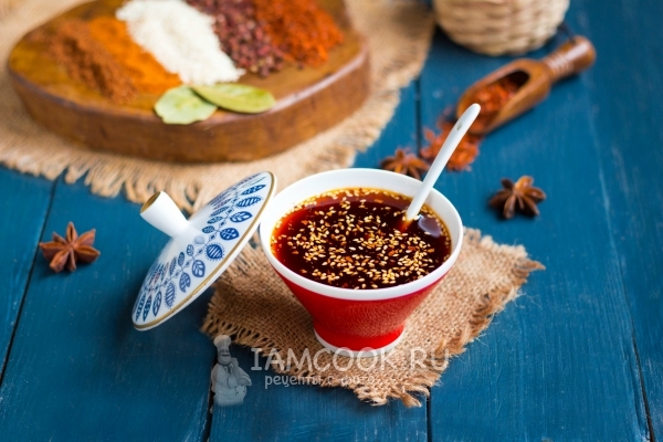 Фото острого чили-масла