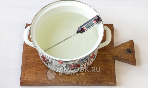 Нагреть воду