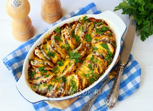 Фото тыквы, запеченной с картошкой в духовке