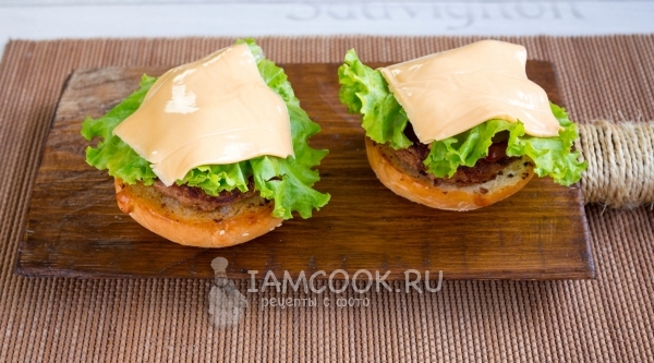 Сверху - сыр