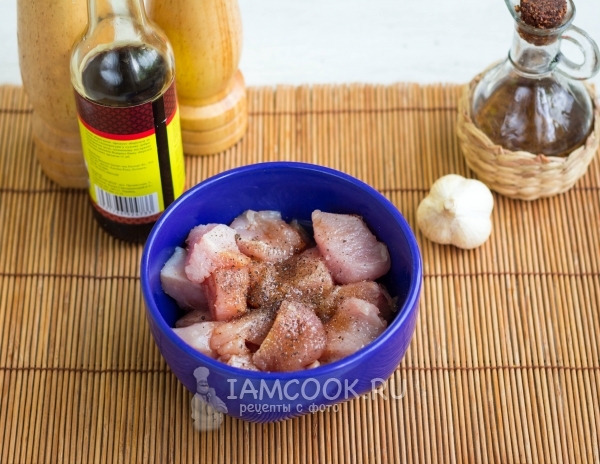 Замариновать мясо