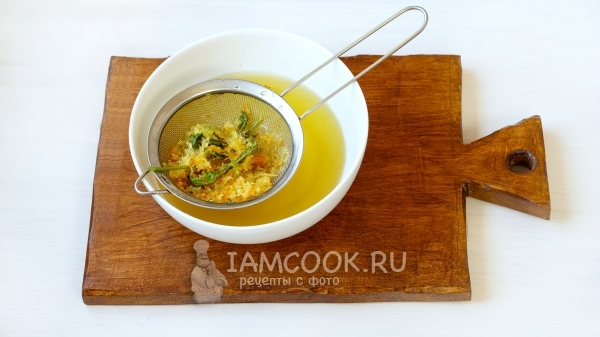 Процедить сироп