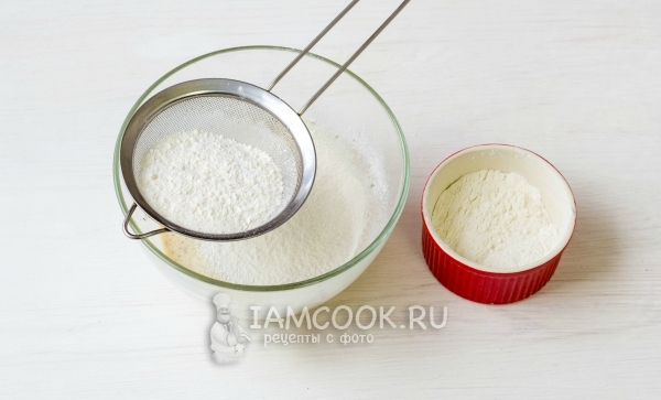 Просеять муку