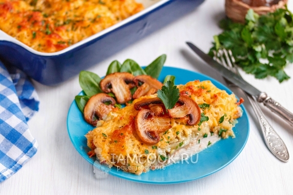 Фото куриной грудки «под шубой» в духовке