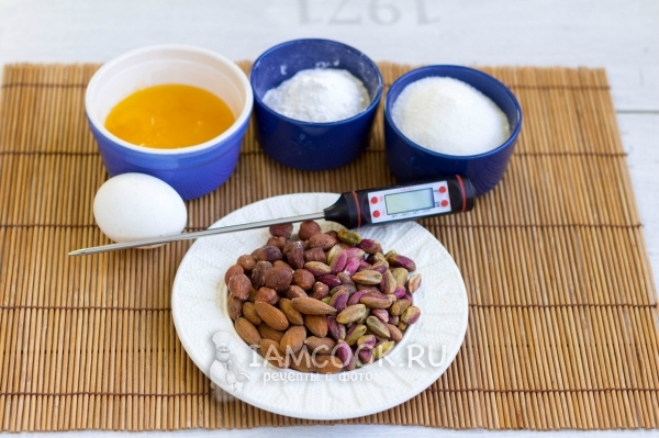 Ингредиенты для испанской сладости Туррон