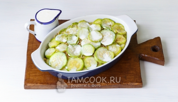 Полить сливками