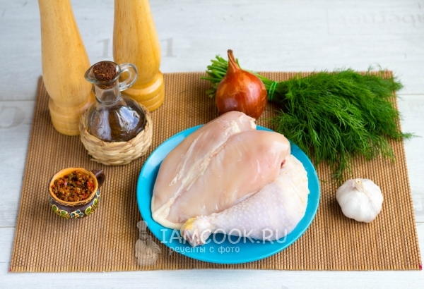 Ингредиенты для люля-кебаба из курицы (из куриного фарша) в духовке и на сковороде