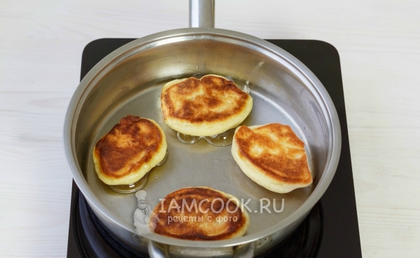 Пожарить оладьи