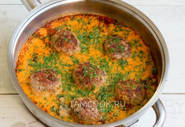 Посыпать зеленью