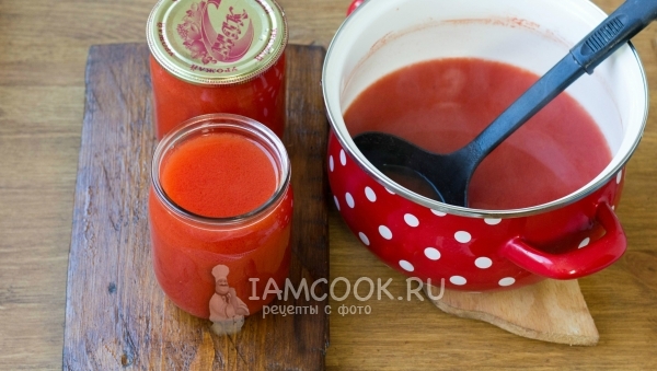 Разлить сок по банкам