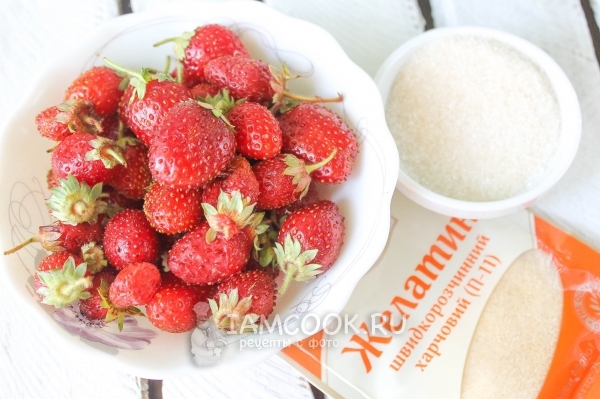 Ингредиенты для клубничного желе на зиму