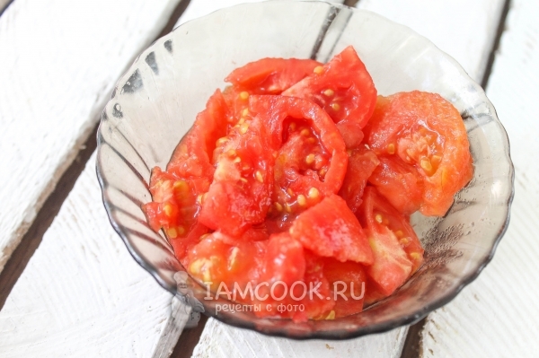 Порезать помидоры