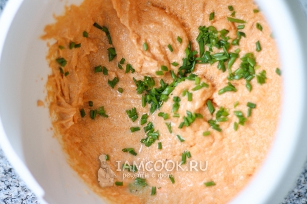 Посыпать зеленым луком