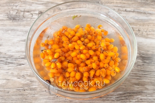 Помыть облепиху