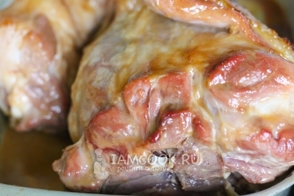 Запечь мясо в духовке