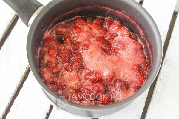 Сварить клубнику