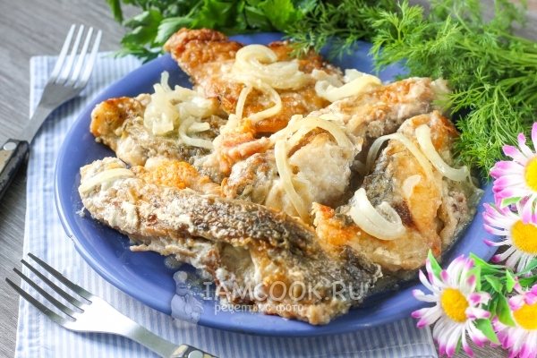 Фото тушеной рыбы в сметане