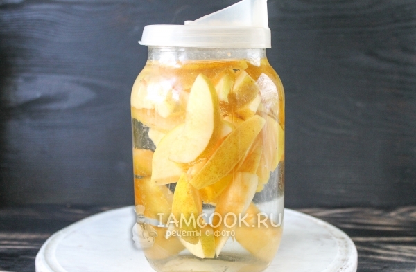 Слить воду с банки