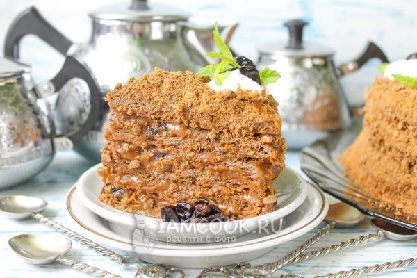 Фото шоколадного торта «Медовик»