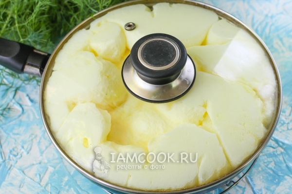 Пожарить омлет