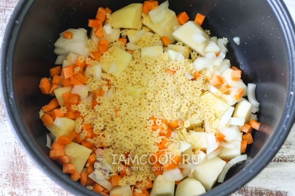 Положить макароны