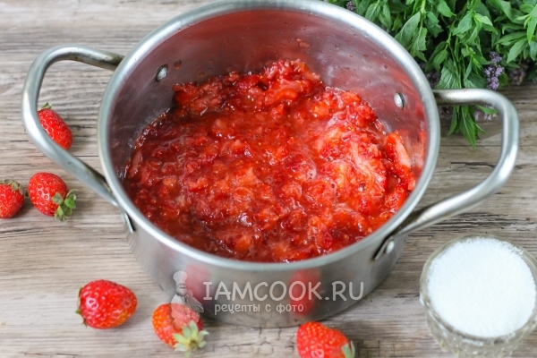 Потолочь клубнику