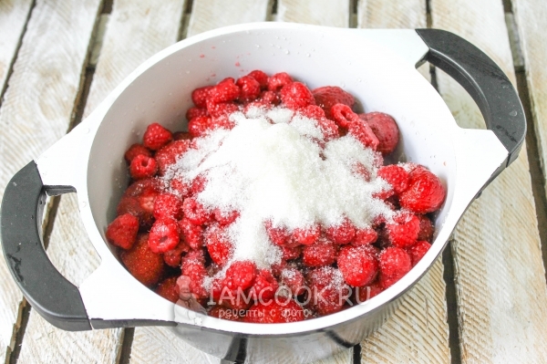 Засыпали сахаром