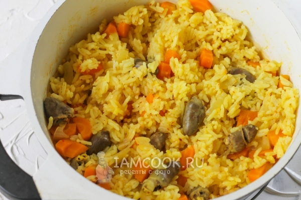 Фото плова с куриными сердечками