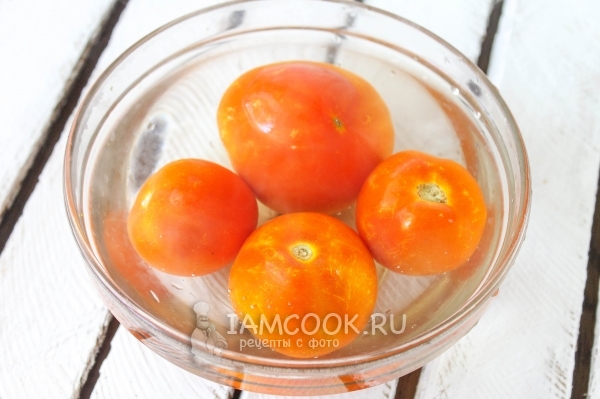 Залить помидоры кипятком