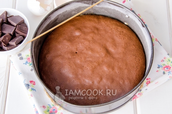 Испекли бисквит