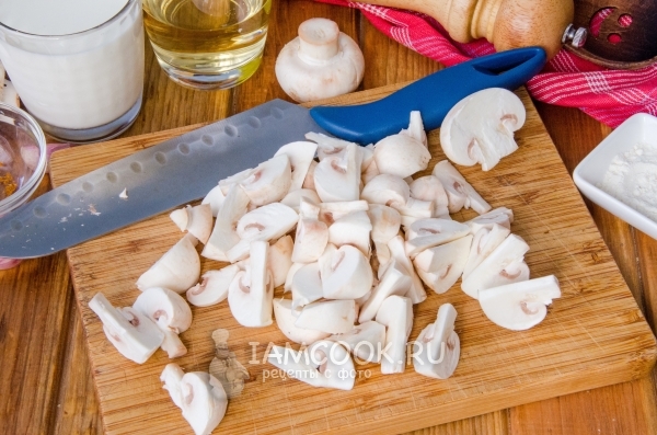 Порезать грибы