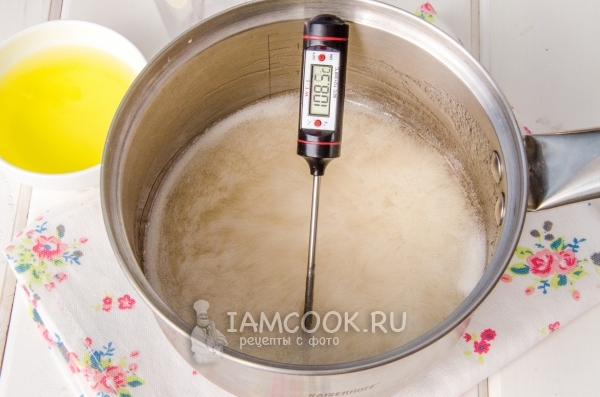 Греем сахарный раствор агар-агара