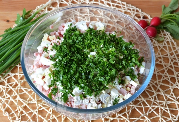 Добавили порезанную зелень