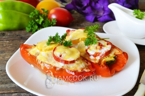 Фото перца, фаршированного курицей, в духовке