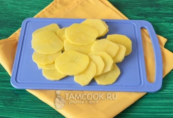 Порезать картофель