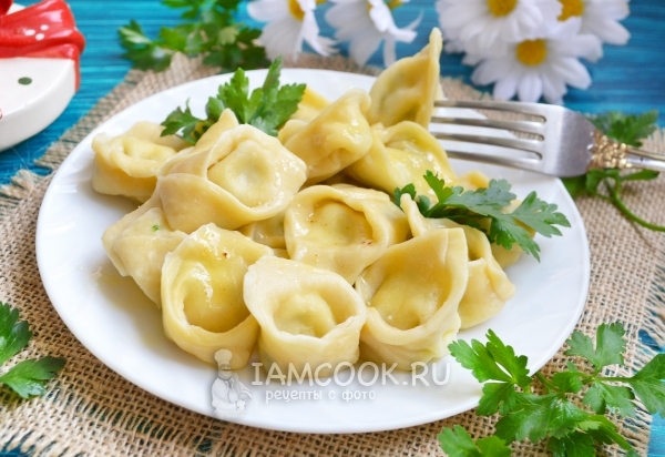 Рецепт сырных тортеллини с соусом