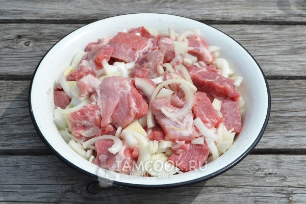 Замариновать мясо