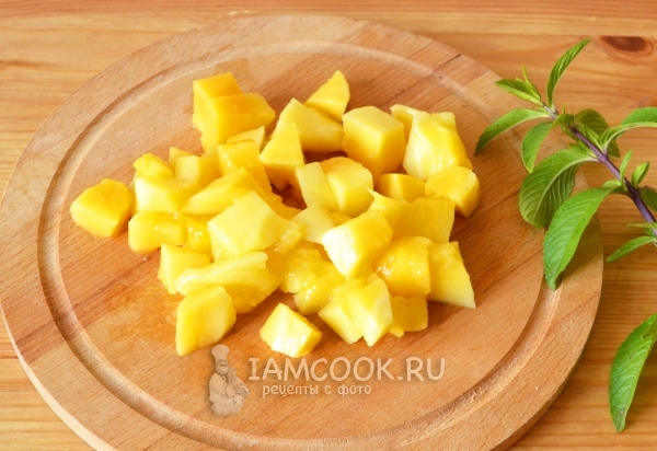 Порезать манго
