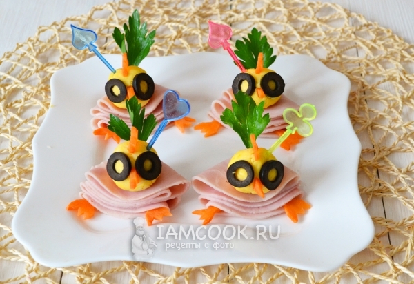 Сделать из петрушки хвостик