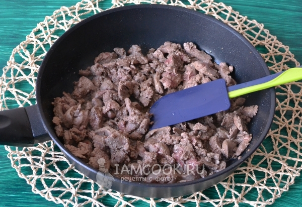 Обжарить печень