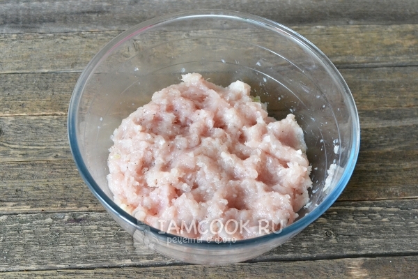 Размешать фарш