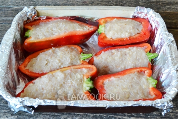 Нафаршировать перцы