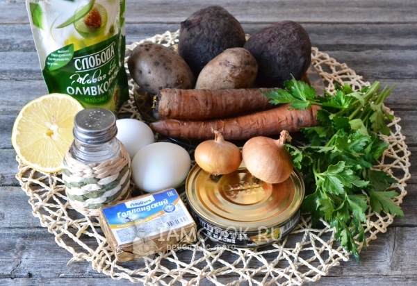 Ингредиенты для салата «Шпроты под шубой»