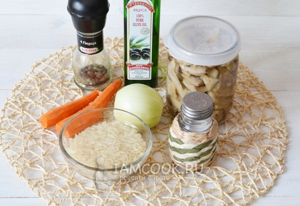 Ингредиенты для грибной начинки из солёных грибов для пирожков и пирогов