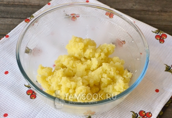 Размять картофель