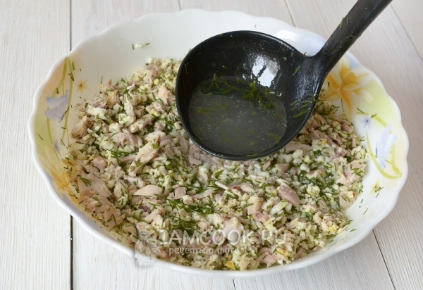 Влить бульон