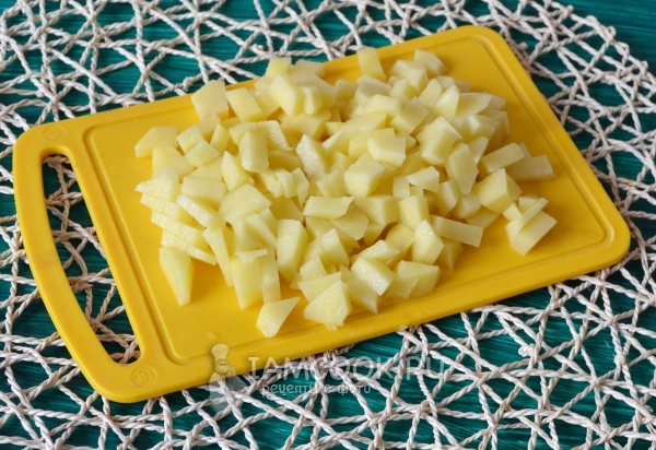 Порезать картофель