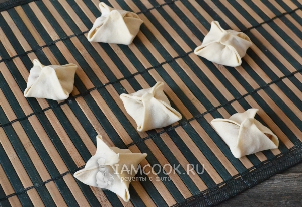 Сырые манты с мясом и картошкой